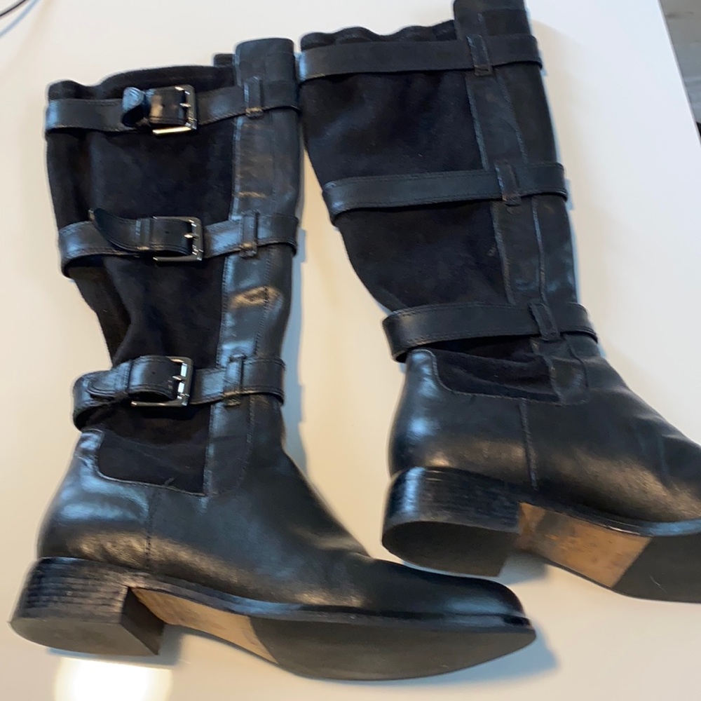 Air Whitley TallBoot